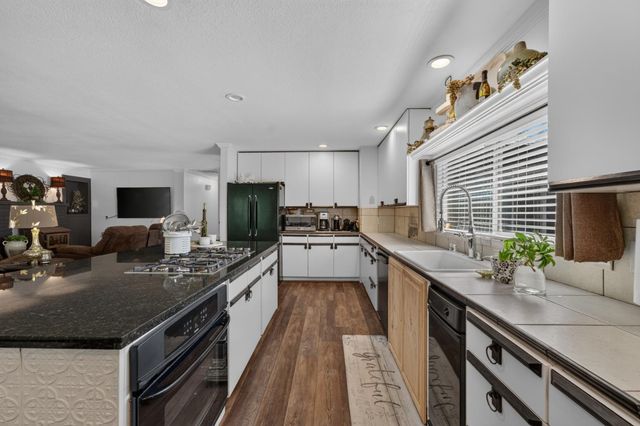 23602 Acacia Ct, Auburn, CA 95602