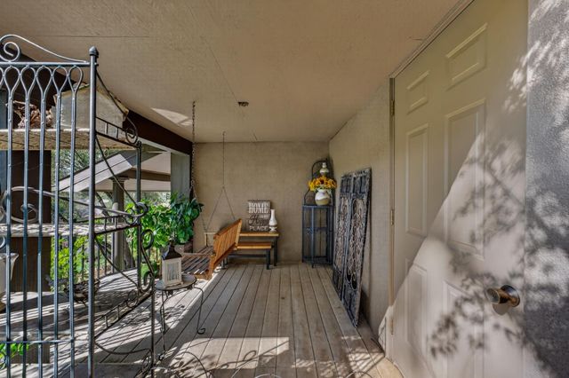 23602 Acacia Ct, Auburn, CA 95602
