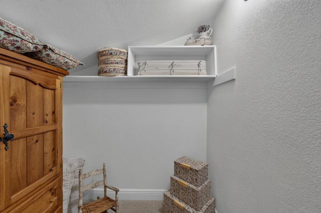23602 Acacia Ct, Auburn, CA 95602