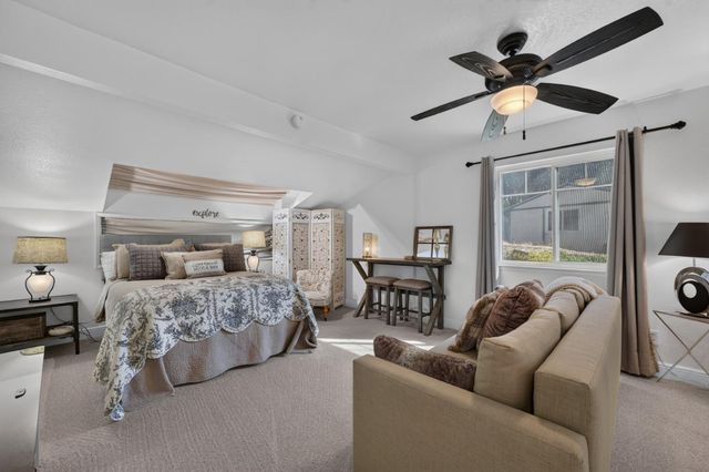 23602 Acacia Ct, Auburn, CA 95602
