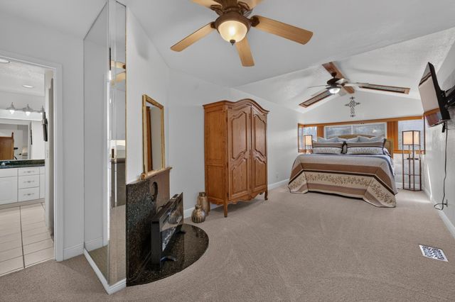 23602 Acacia Ct, Auburn, CA 95602