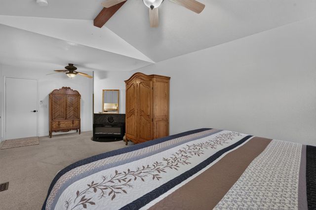 23602 Acacia Ct, Auburn, CA 95602