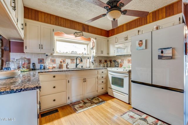 341 Hawk Drive, Gate City, VA 24251