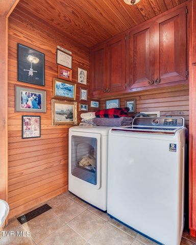 341 Hawk Drive, Gate City, VA 24251