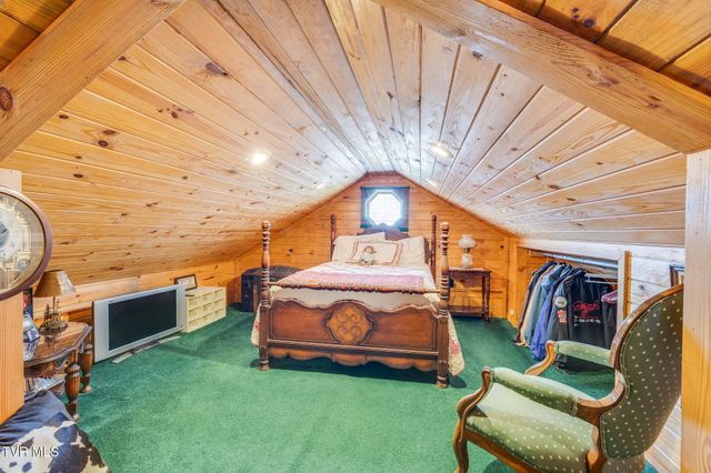 341 Hawk Drive, Gate City, VA 24251