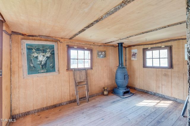 341 Hawk Drive, Gate City, VA 24251
