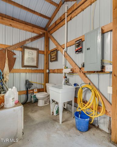 341 Hawk Drive, Gate City, VA 24251