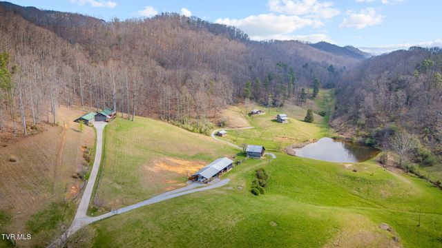 341 Hawk Drive, Gate City, VA 24251