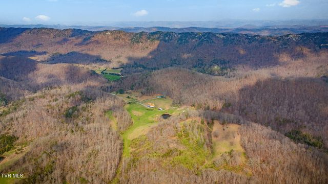 341 Hawk Drive, Gate City, VA 24251