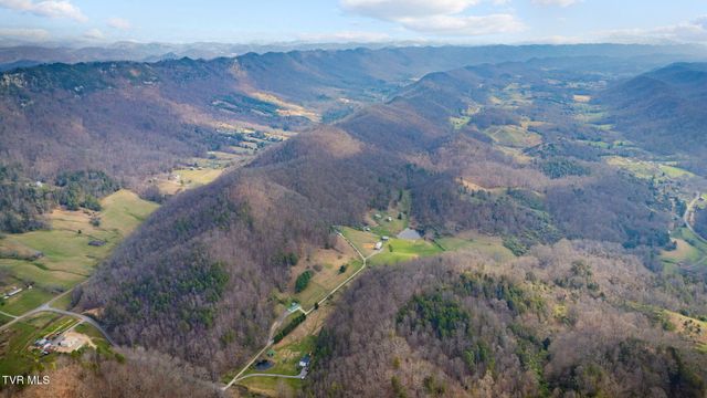 341 Hawk Drive, Gate City, VA 24251