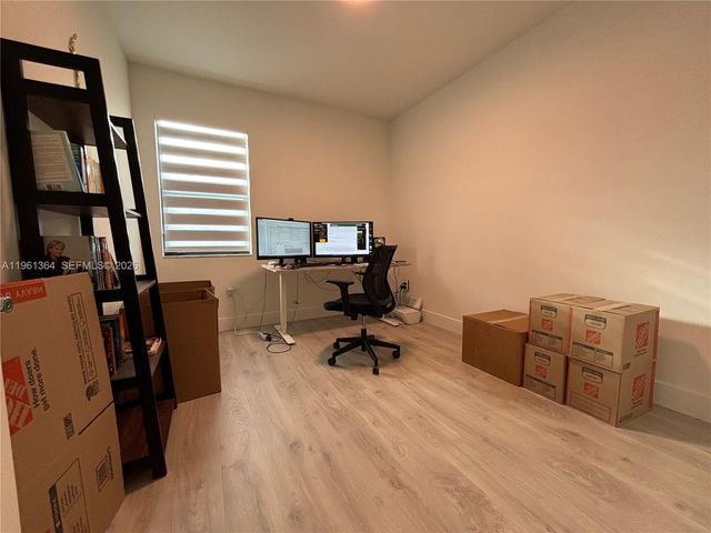 4493 NW 81st Ave 4493, Doral, FL 33166