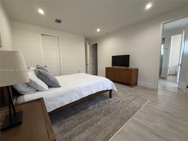 4493 NW 81st Ave 4493, Doral, FL 33166