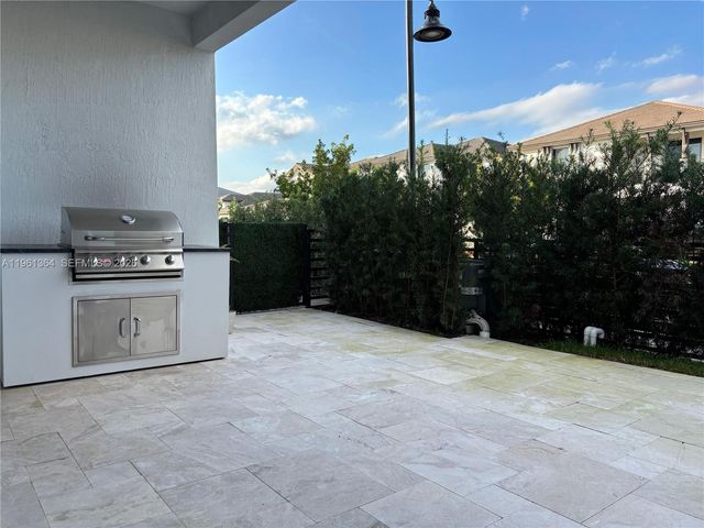 4493 NW 81st Ave 4493, Doral, FL 33166