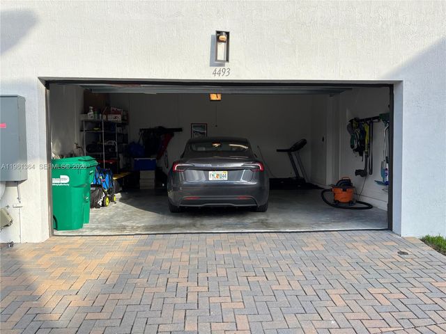 4493 NW 81st Ave 4493, Doral, FL 33166