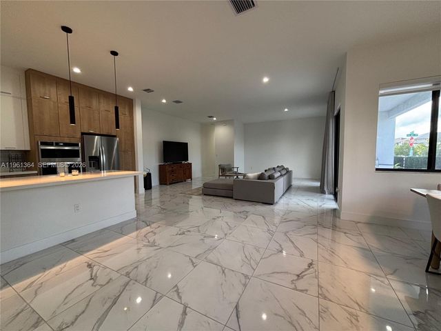 4493 NW 81st Ave 4493, Doral, FL 33166