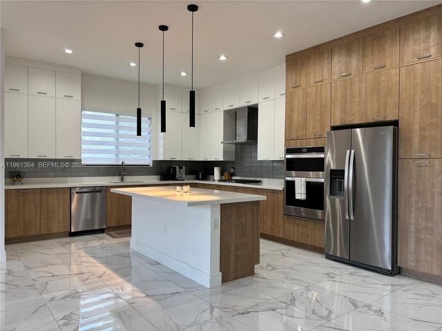 4493 NW 81st Ave 4493, Doral, FL 33166