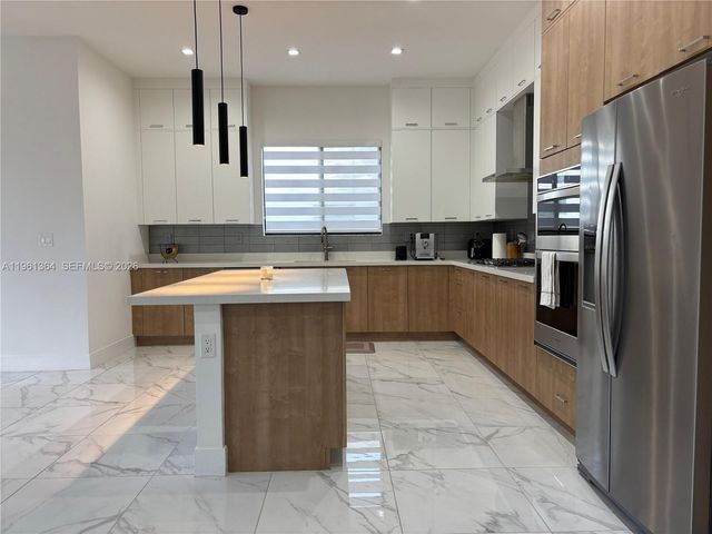 4493 NW 81st Ave 4493, Doral, FL 33166