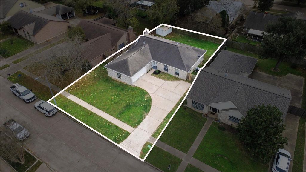 Image 3 of property listing at 22603 Deville Drive, Katy, TX 77450
