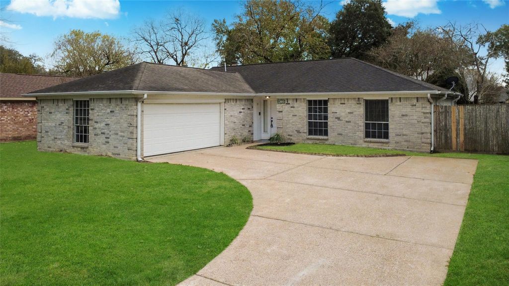Image 40 of property listing at 22603 Deville Drive, Katy, TX 77450