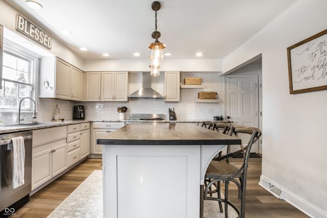 7311 Marla Drive, Indianapolis, IN 46256