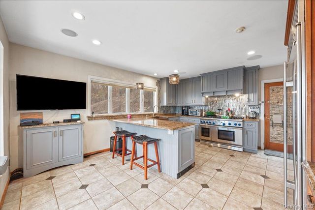 772 Route 9W S, Nyack, NY 10960