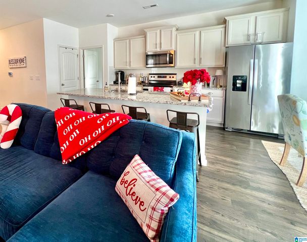 4623 ROSSER FARMS PARKWAY, Bessemer, AL 35022