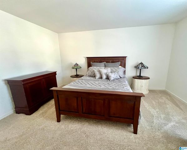 4623 ROSSER FARMS PARKWAY, Bessemer, AL 35022