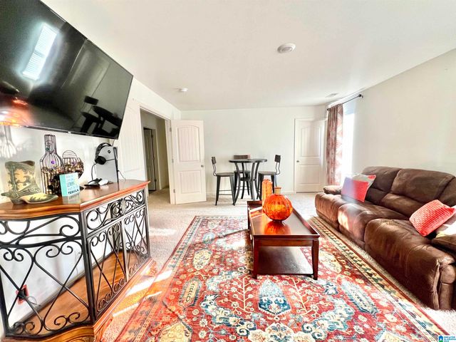 4623 ROSSER FARMS PARKWAY, Bessemer, AL 35022