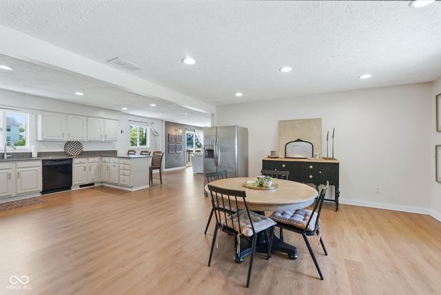 1912 Charles Street, Avon, IN 46123