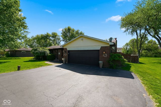 1912 Charles Street, Avon, IN 46123
