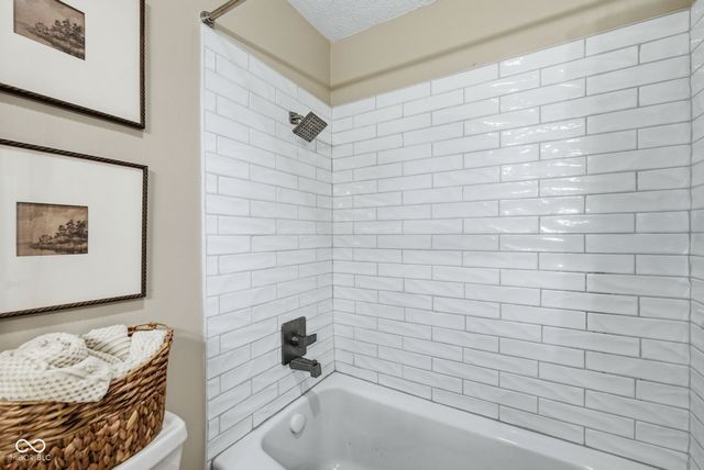 1912 Charles Street, Avon, IN 46123