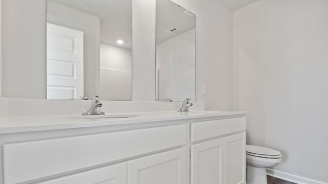 2074 Wiregrass Street, Navarre, FL 32566