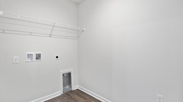 2074 Wiregrass Street, Navarre, FL 32566