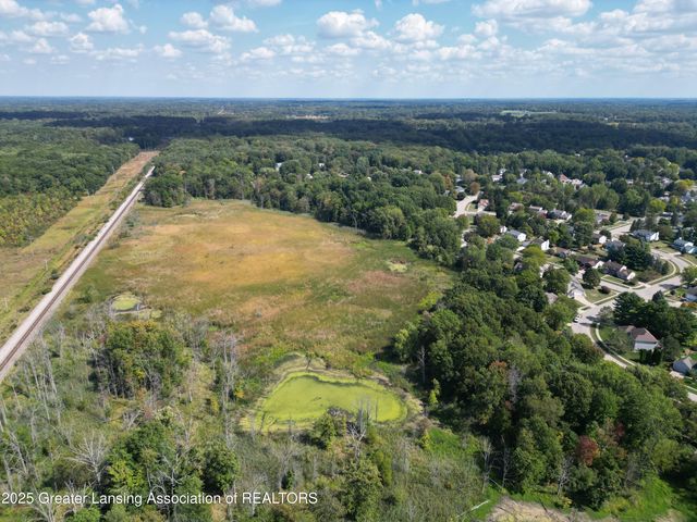 6003 Green Road, Haslett, MI 48840