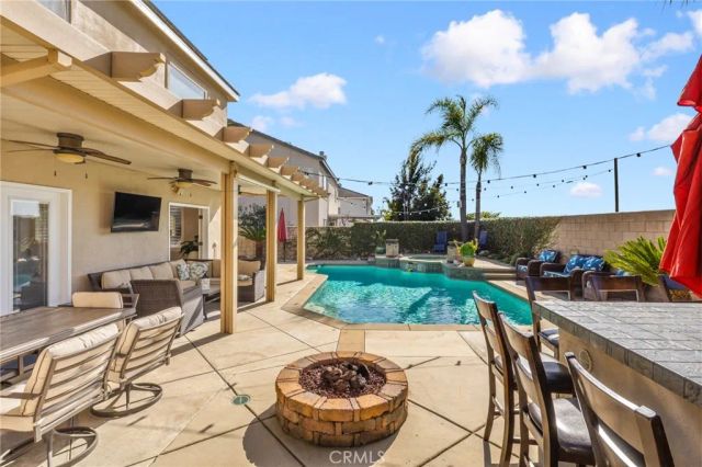 1671 N Rocky, Upland, CA 91784