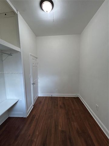 2516 Cleveland St b, Hollywood, FL 33020