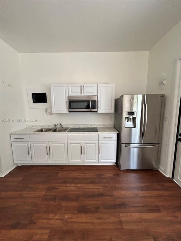 2516 Cleveland St b, Hollywood, FL 33020