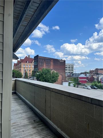 1655 Fifth Avenue 306, Downtown Pgh, PA 15219