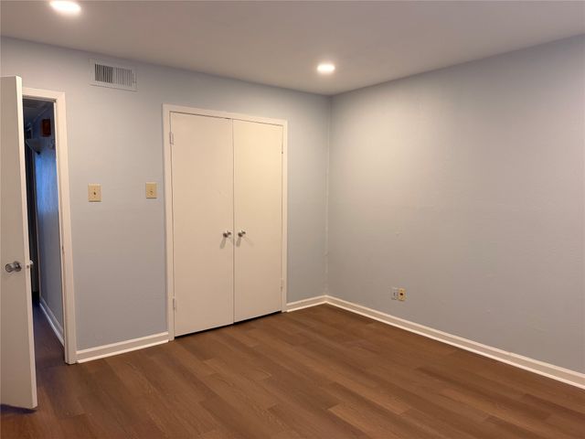 10650 Steppington Drive 101, Dallas, TX 75230