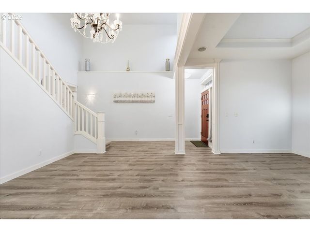 3775 Nw HILTON HEAD Ter, Portland, OR 97229