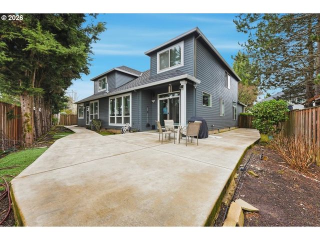 3775 Nw HILTON HEAD Ter, Portland, OR 97229