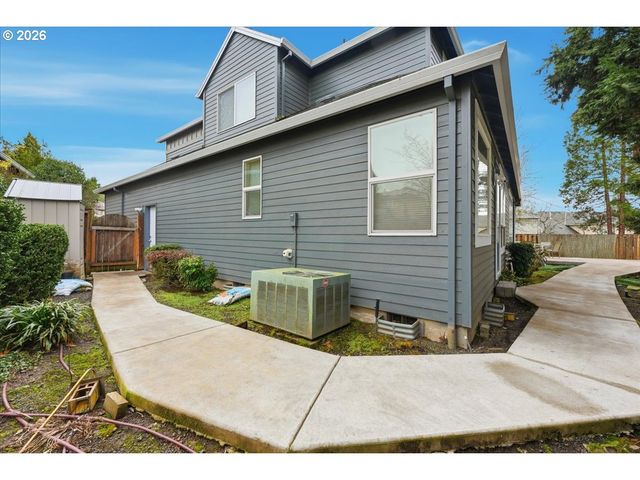 3775 Nw HILTON HEAD Ter, Portland, OR 97229
