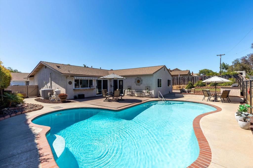 538 Shadow Hills Drive, San Marcos, CA 92069 — exterior