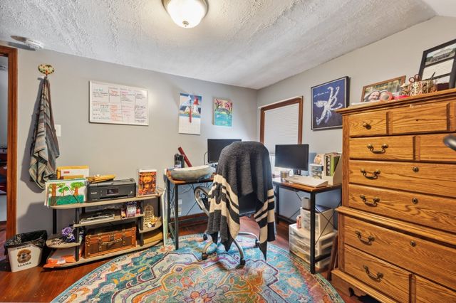88 Wordsworth St, Boston, MA 02128