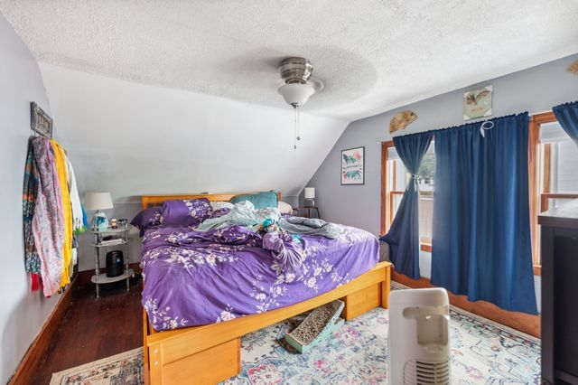 88 Wordsworth St, Boston, MA 02128