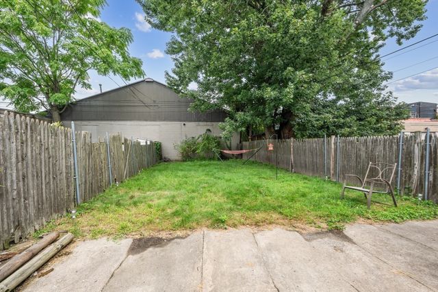 88 Wordsworth St, Boston, MA 02128