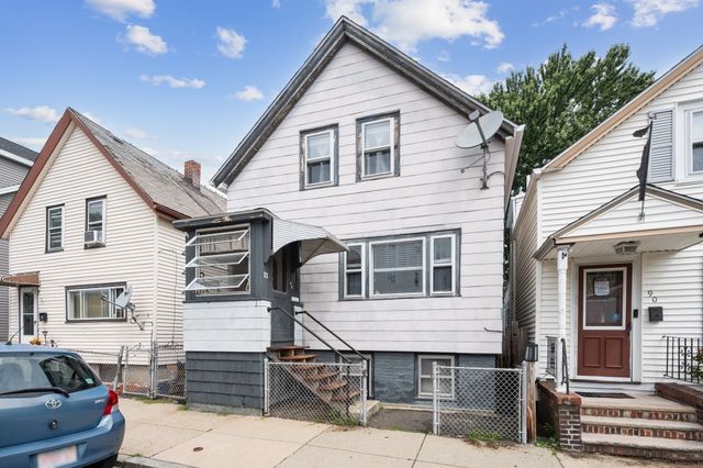 88 Wordsworth St, Boston, MA 02128