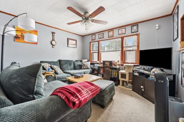 88 Wordsworth St, Boston, MA 02128