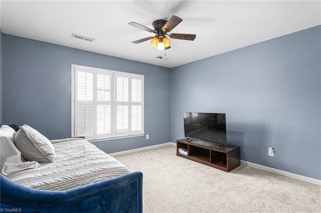 204 Georgetowne Drive, Elon, NC 27244