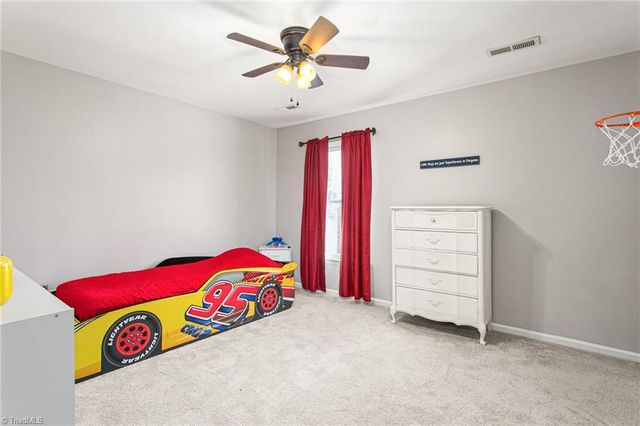 204 Georgetowne Drive, Elon, NC 27244